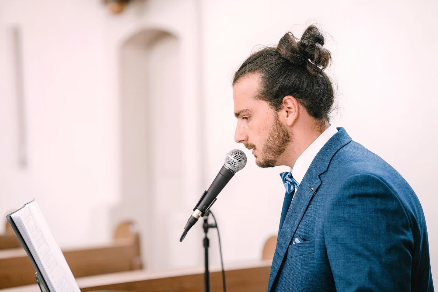 Cesco - Sänger / Fotograf / Grafikdesigner